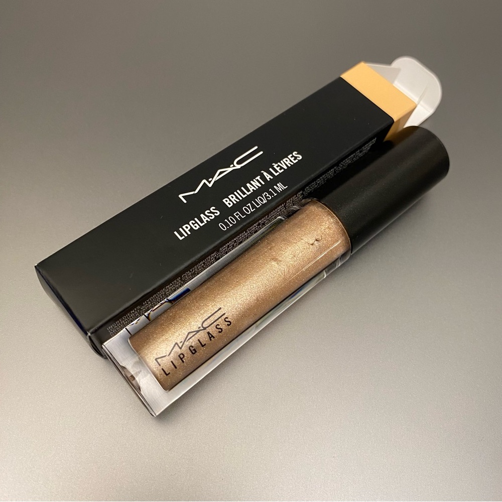 MAC Lipglass “Very Go Lightly” - Picture 3 of 3